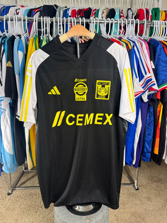 Tigres UANL 2023/2024 away