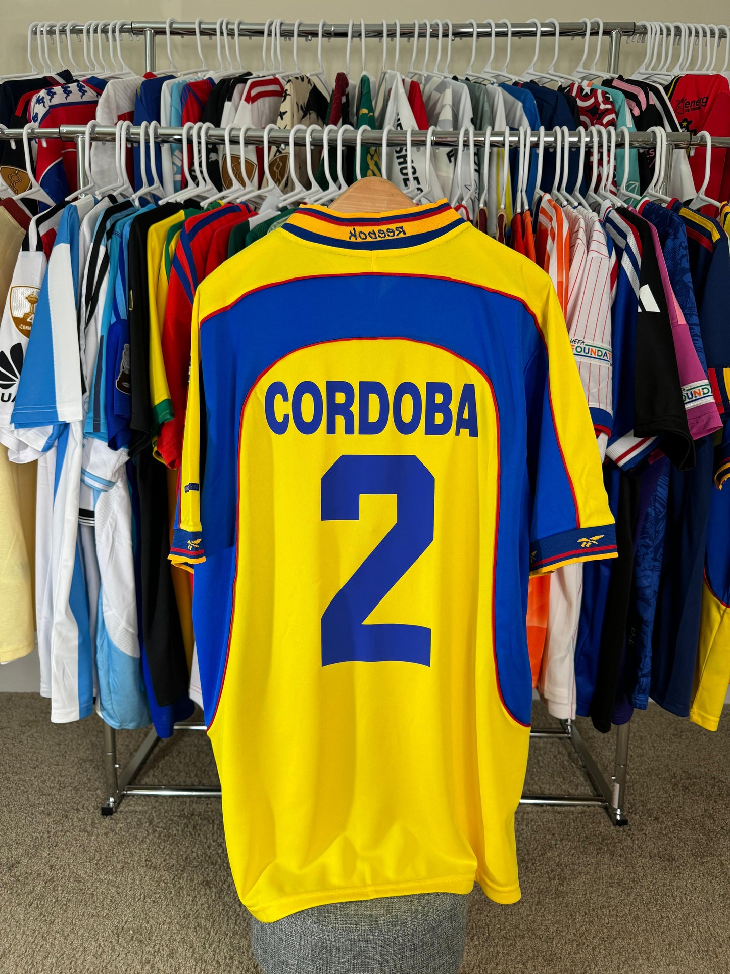 Colombia 2001 home