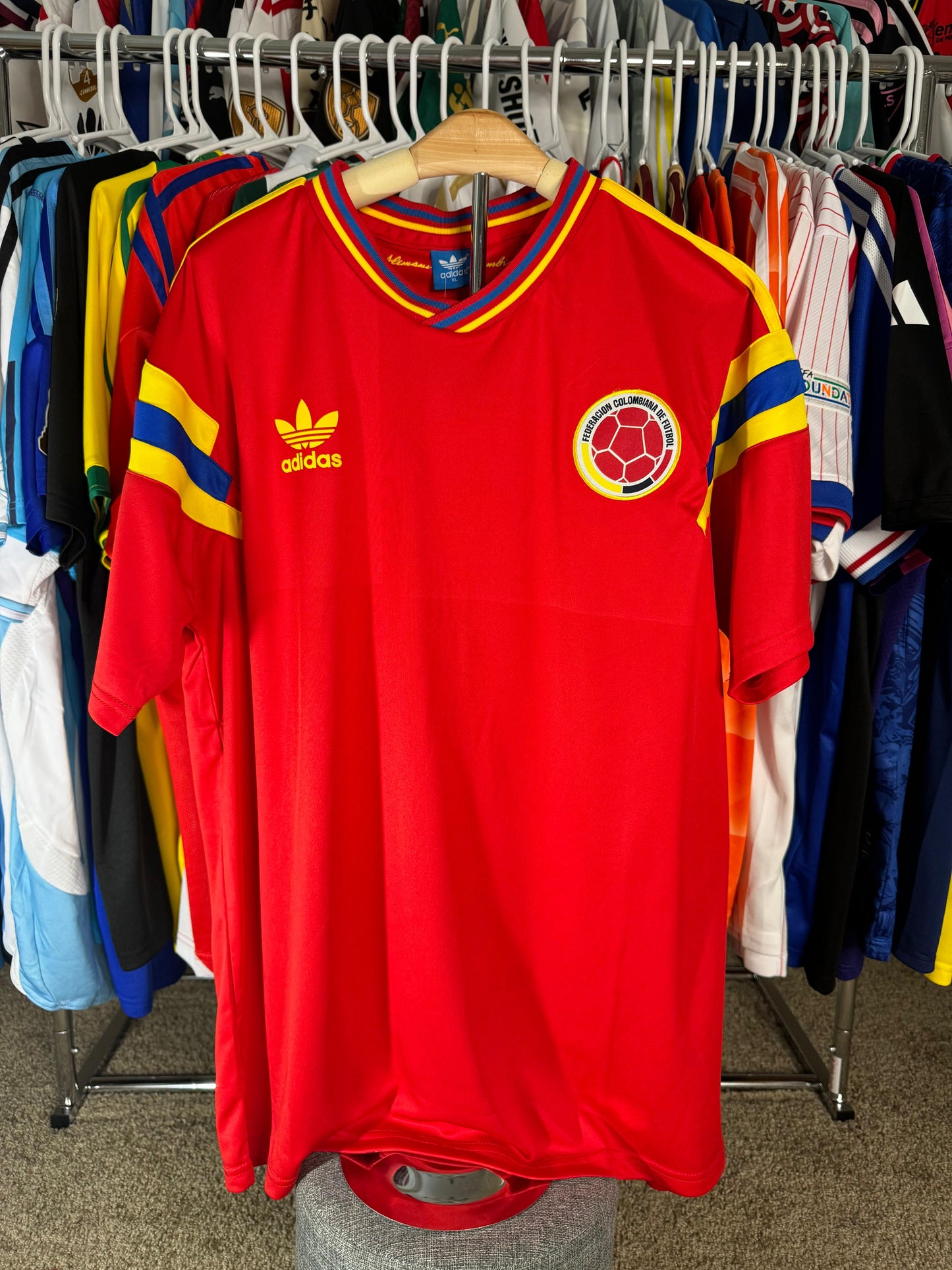 Colombia 1990 away